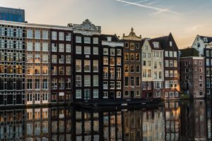 Een kijkje in het huis van Ilse De Lange